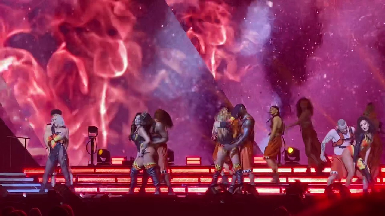 Little Mix - Think About Us (LM5 Tour, Nottingham, 12/11/2019)