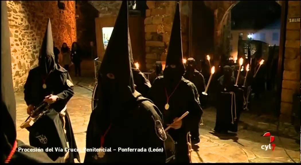 PONFERRADA.- Viacrucis penitencial (Lunes Santo)
