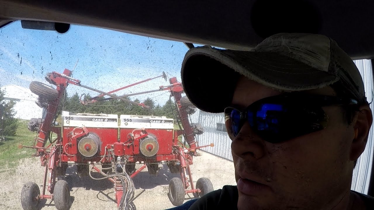Machine Shed Tetris - Corn Planter Cleanup & Explanation of Operation