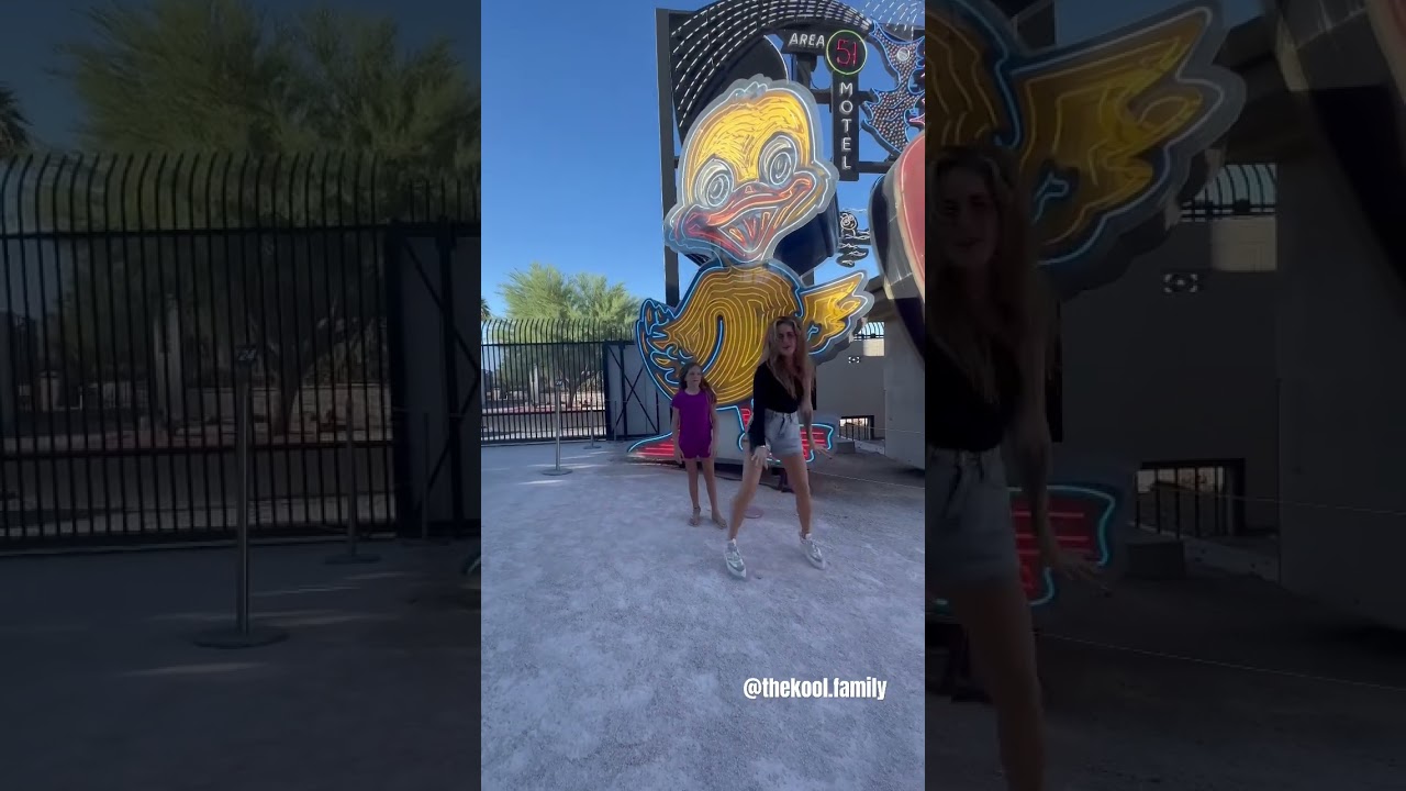 📸 The Best Photobomb Dance 😂 #funny #shorts #short #family #lol #kids #shortsvideo #fun #viral