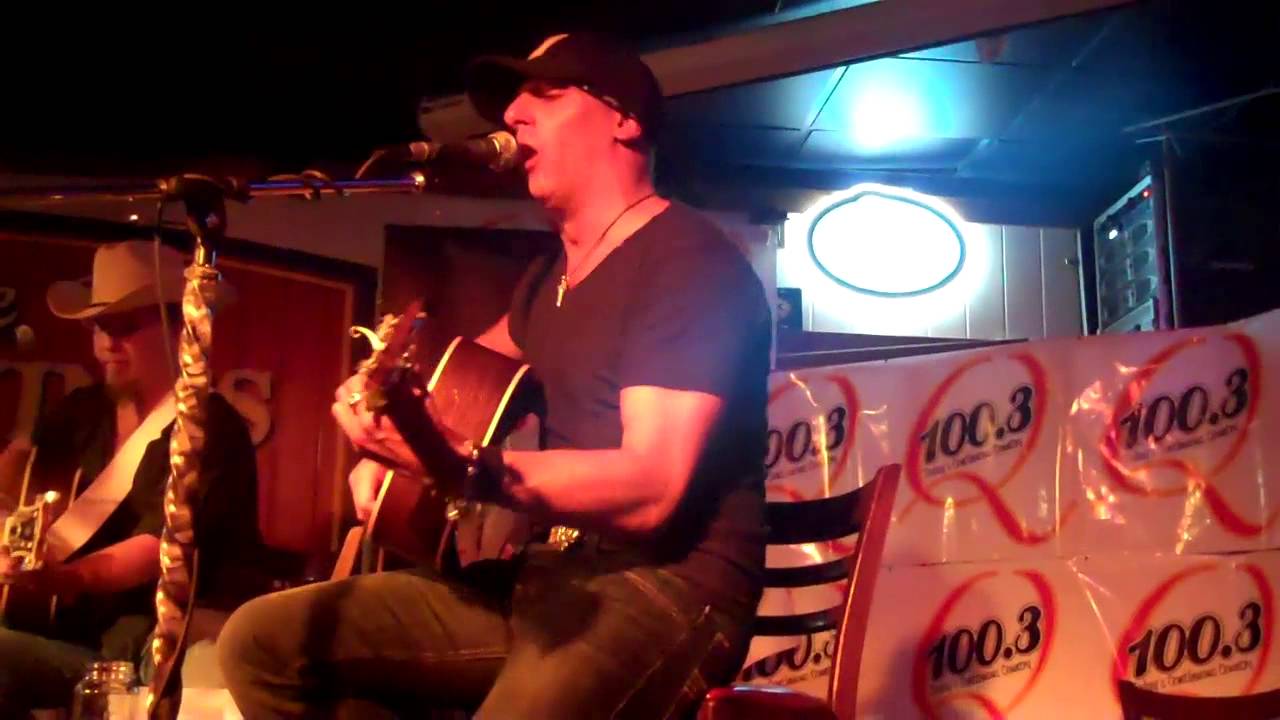 ~Love You Like A Country Song by Trent Tomlinson~