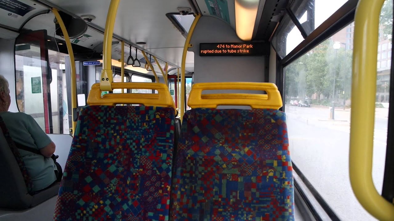Go-Ahead Docklands Buses Plaxton President (Volvo, B7TL) W415WGH PVL115