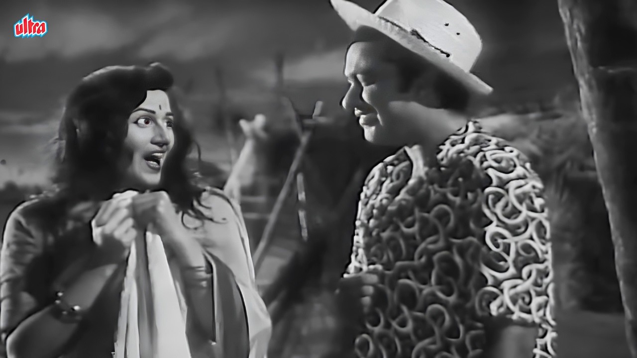 मुझे 5 रुपये 12 आने देने हैं! 😍 Kishore Kumar का Madhubala के पीछे पड़ना | चलती का नाम गाड़ी Scene