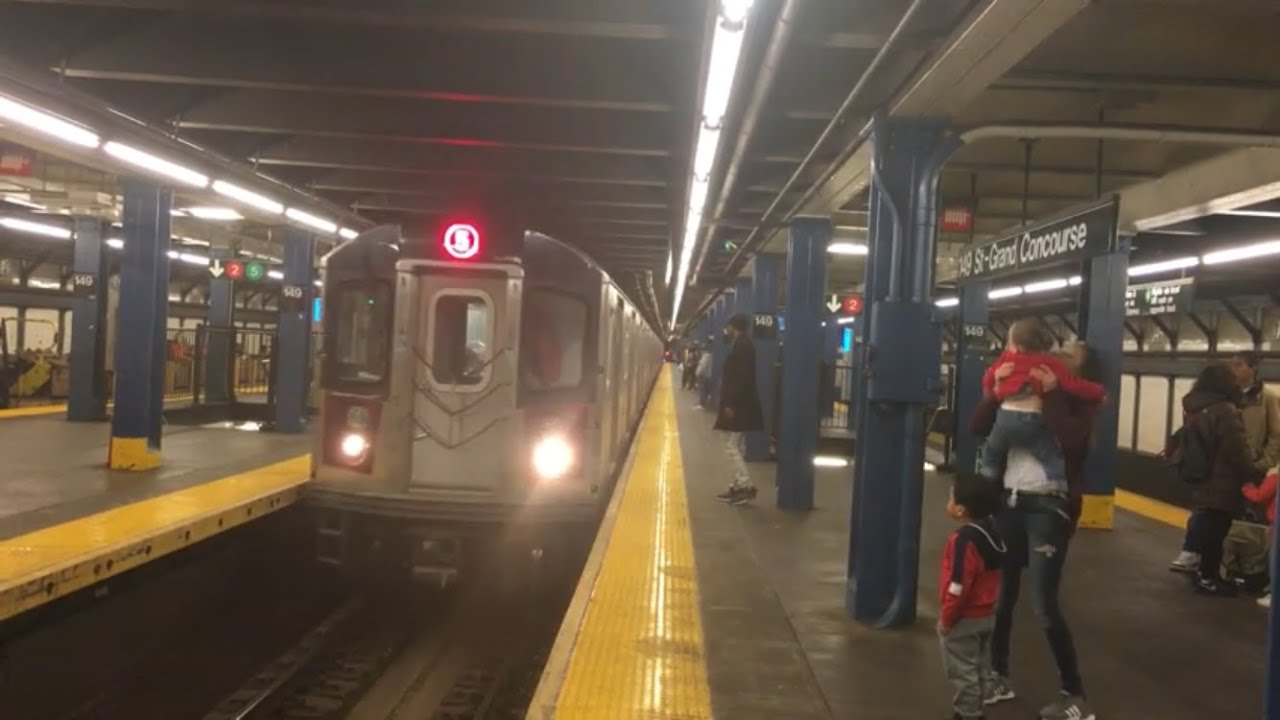 R142 Woodlawn 4 Local And Burnside Avenue 5 Express Trains At 149th Street Grand Concourse