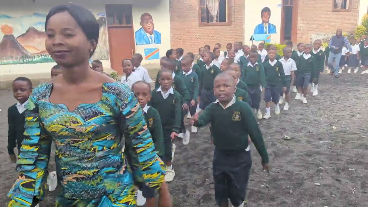 Défilé matinal du 09/03/2026 #educational #school #dance #funny #duet #long #video #viralsong 