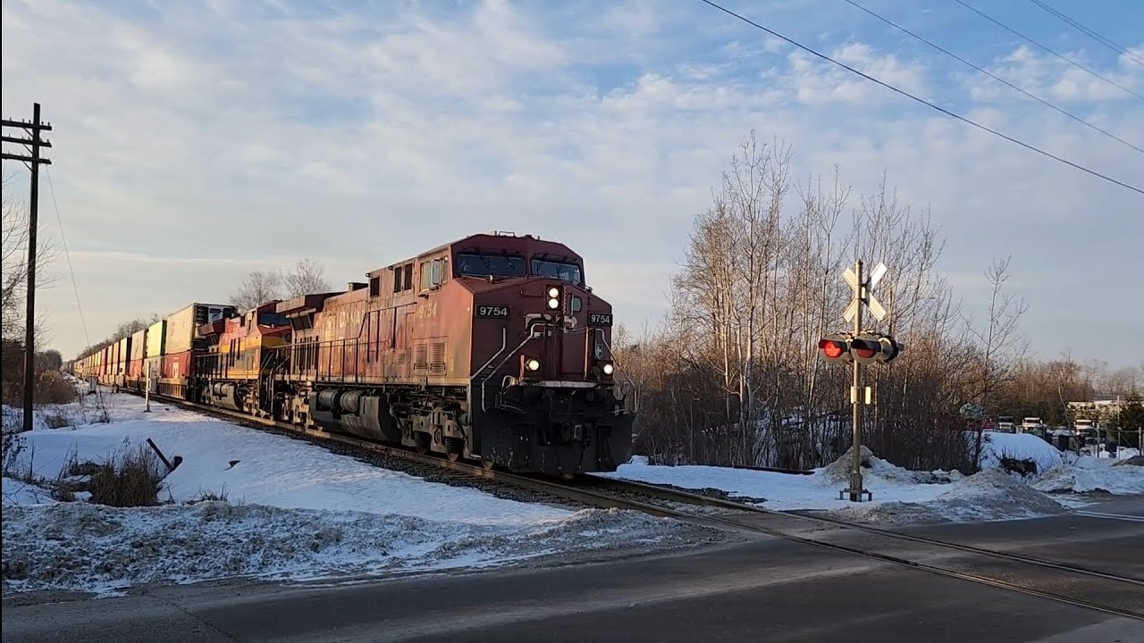 RARE CATCH! Cpkc mactier sub crossing in utopia ontario with AC4400CW LEADING! AMAZING K3L HORN 