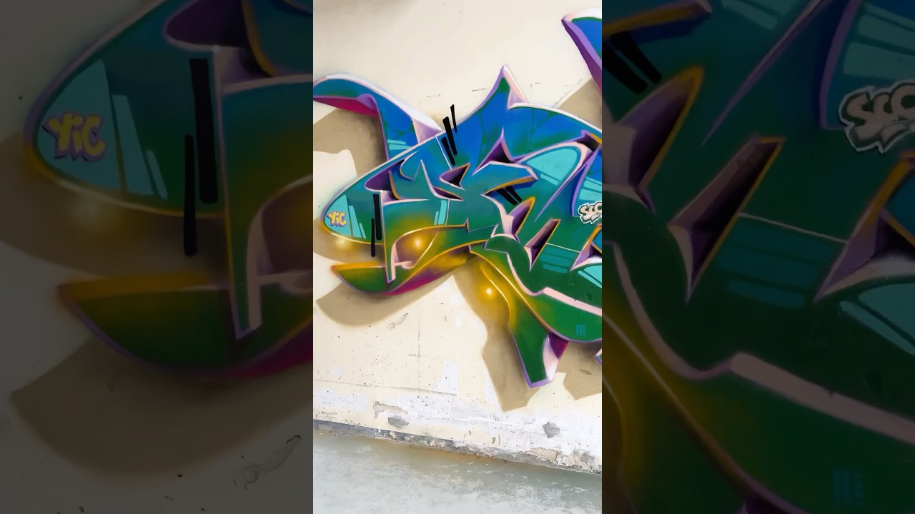 Graffiti with my 6 years old daughter 😂