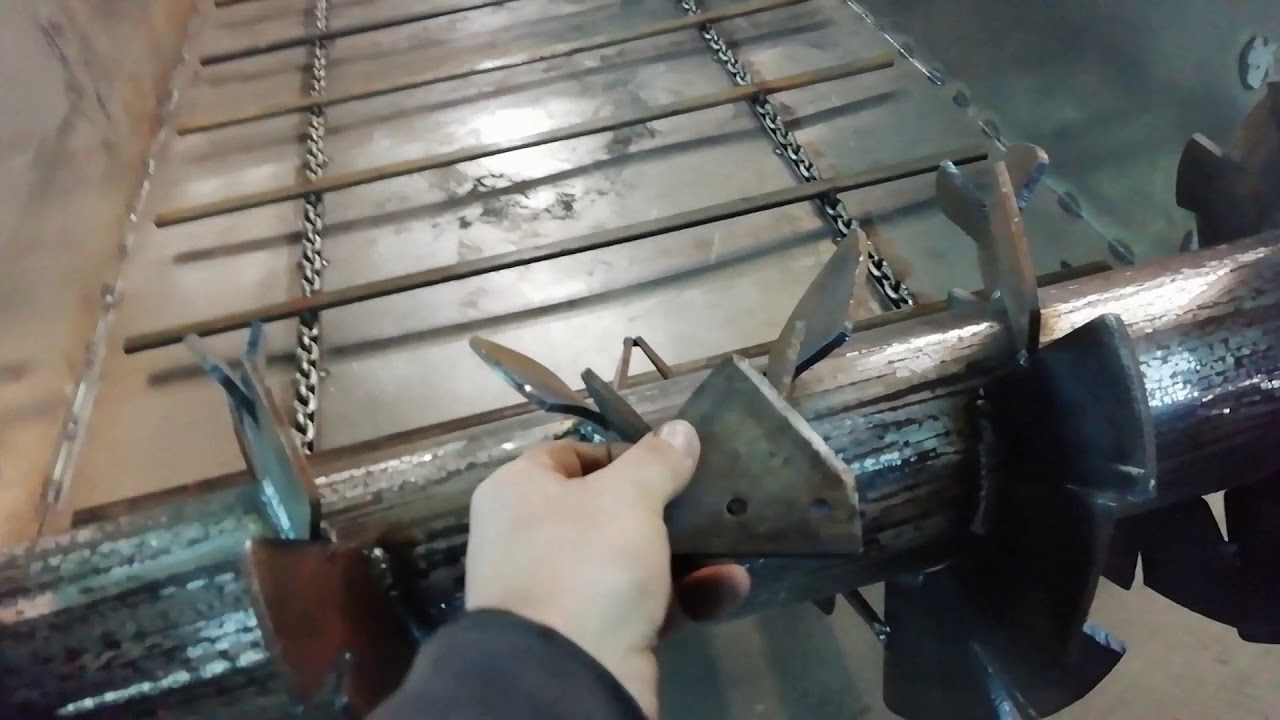 новый самодельный навозоразбрасыватель для минитрактора амжк-8