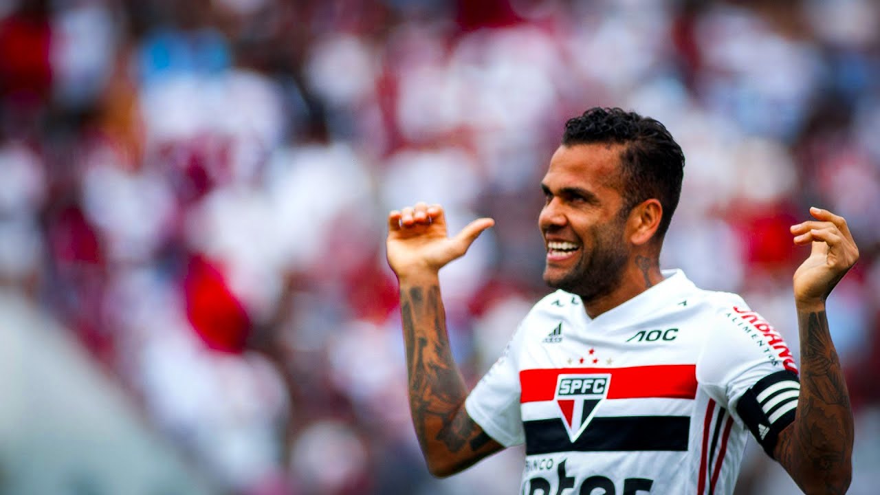 Daniel Alves • São Paulo Sublime Skills 2020 • Gols & Dribles 19/20 HD