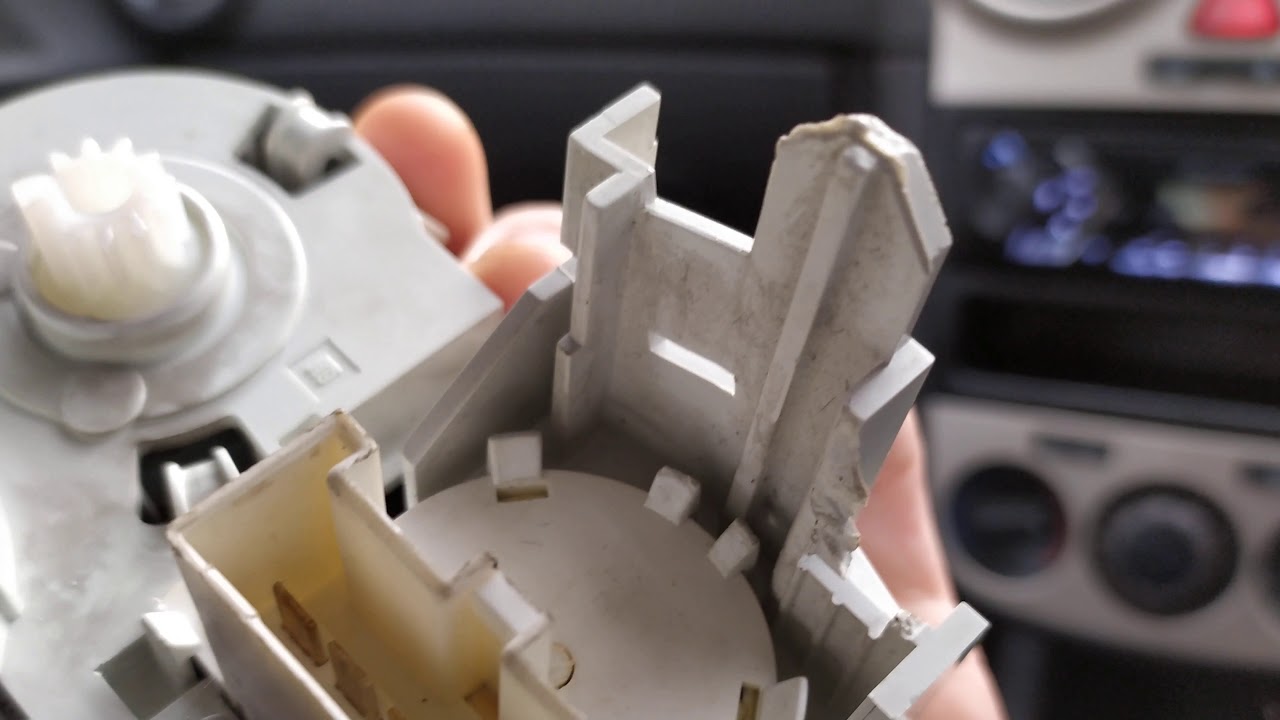 Corsa D - How the heater controls work or are replaced