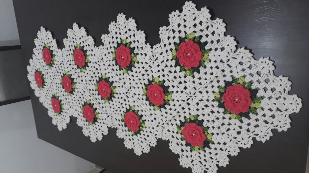 Caminho de mesa em crochê fácil  