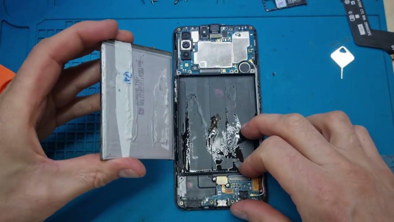 Samsung Galaxy A70 Battery Replacement