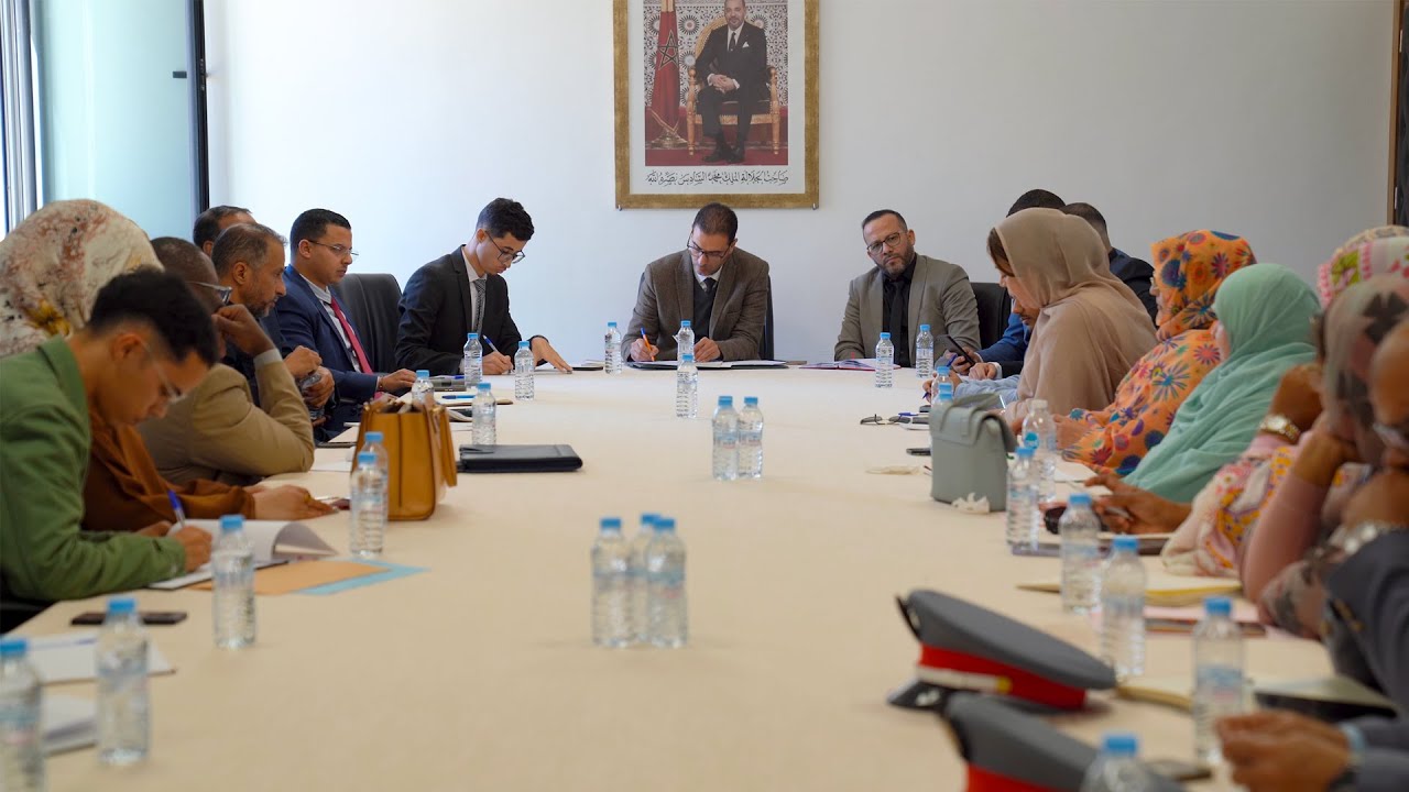 وكيل الملك بالمحكمة الابتدائية لوادي الذهب يثير ملف العـنف المدرسي في خلية التـكفل بالنـساء