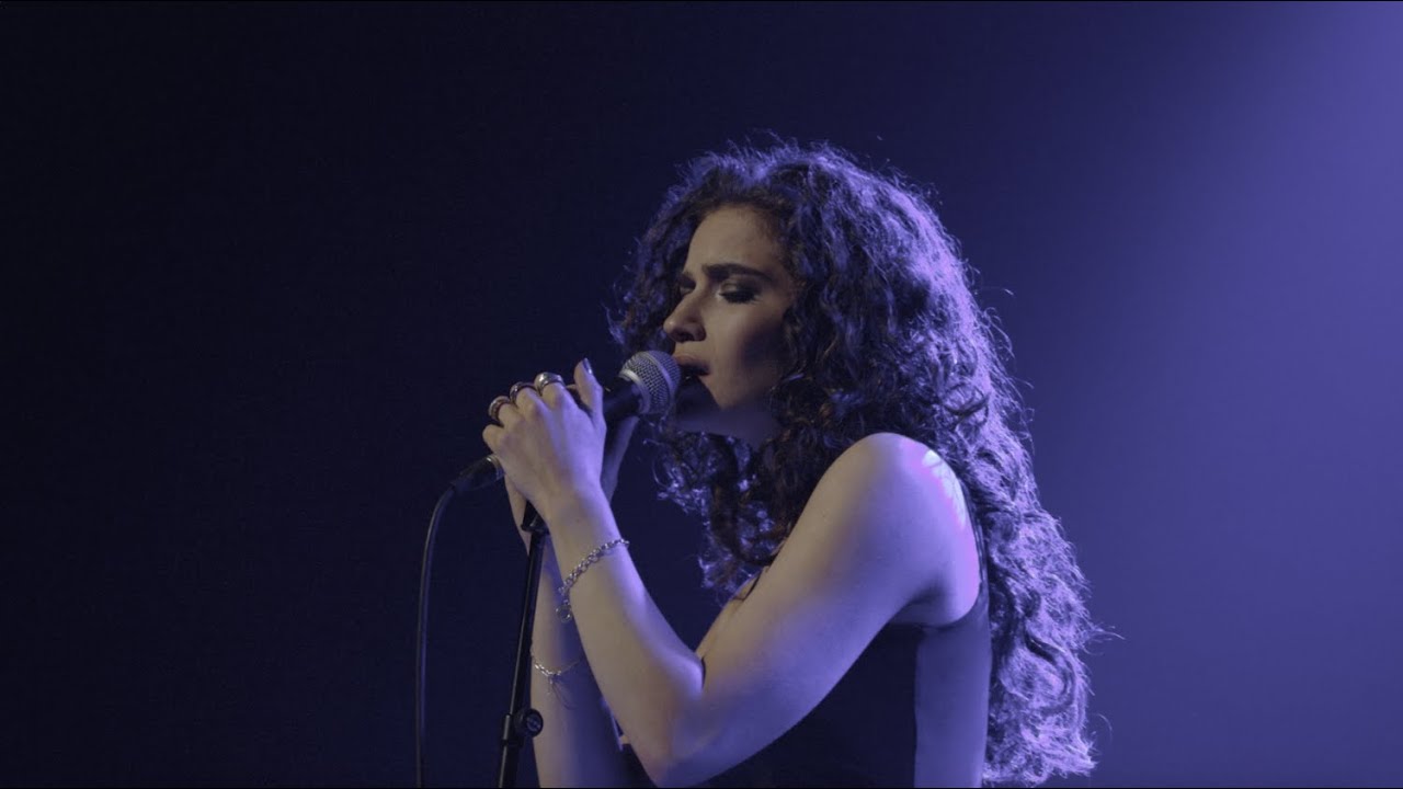 Talia Rae - Not A Heartbreak (Live from EartH Hackney, London)