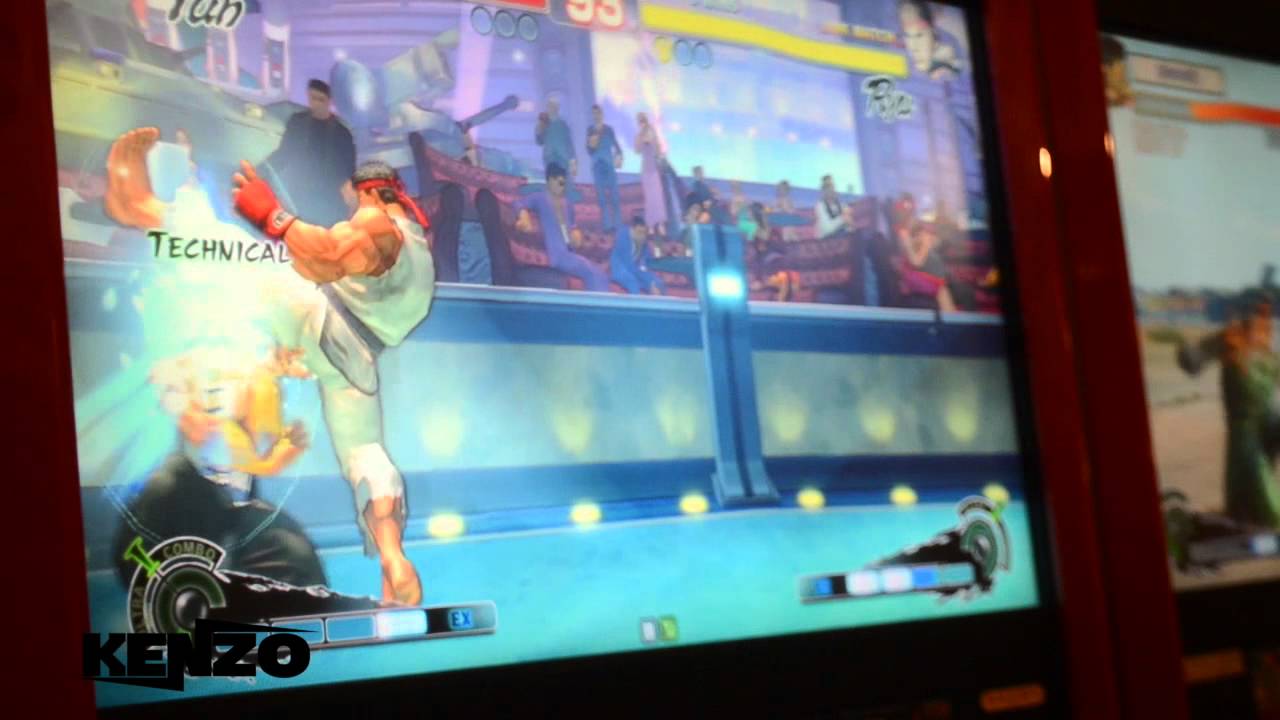 Super Street Fighter 4 AE2012 Naru is testing Yun around.