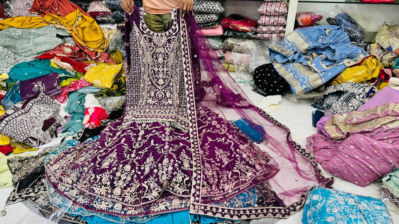 City Queen Gallery – Ludhiana की दिल धड़काने वाली Fancy Dress और Plazzo Set की नई रेंज!