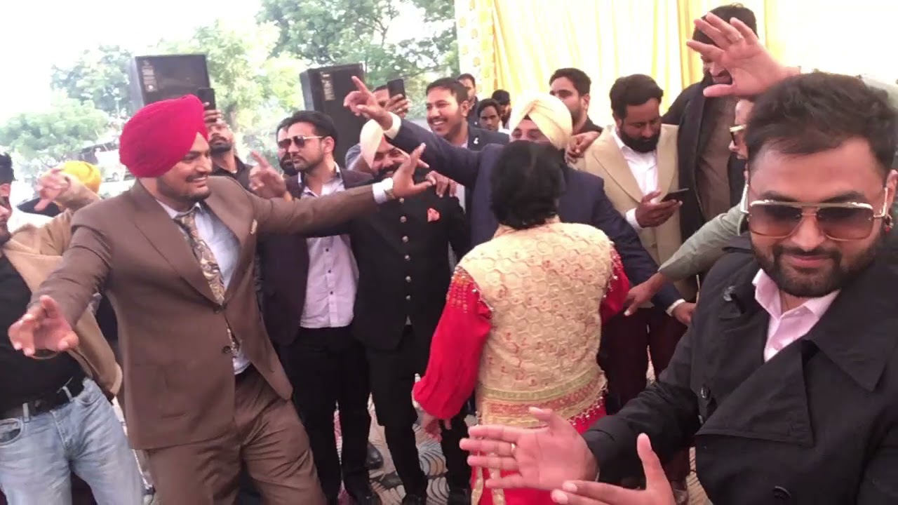 Sidhu Moose Wala Dancing with Labh Heera , R Nait , Gulab Sidhu