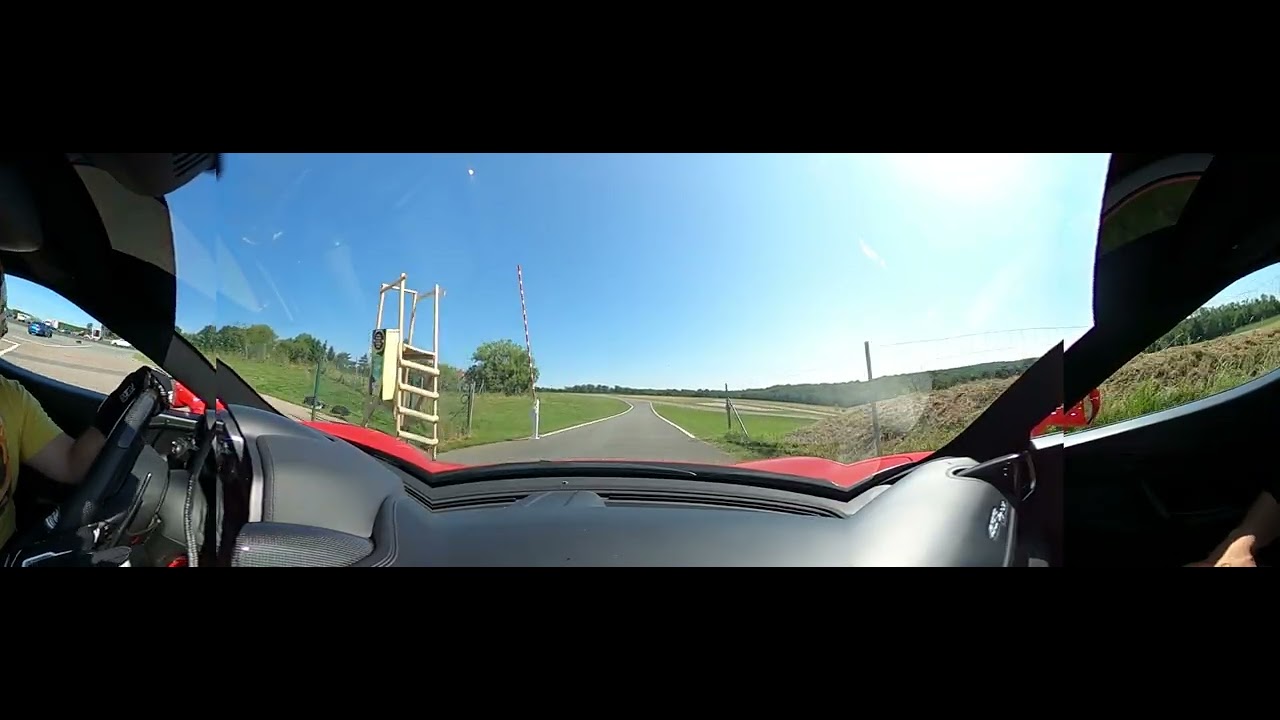 Circuit des Ecuyers - Ferrari 458 (partie 1)