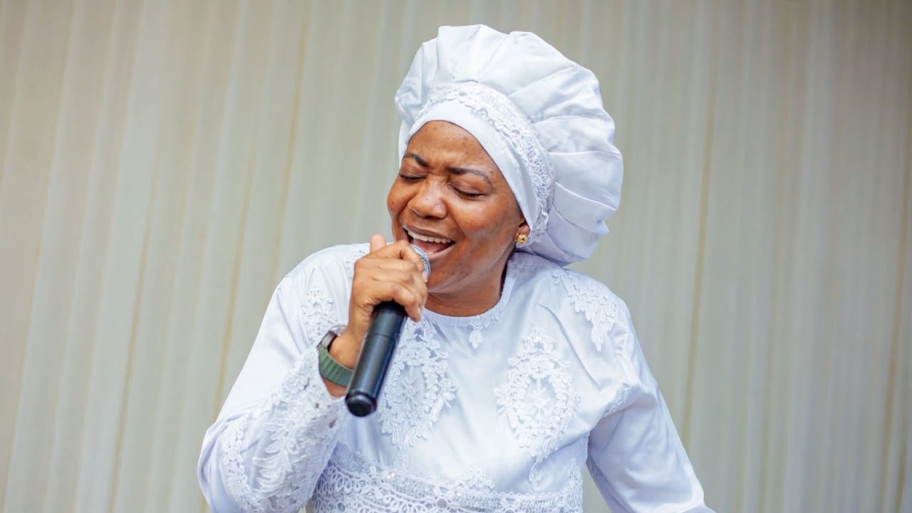 POWERFUL SERAPHIC PRAISE AND REVIVAL SONGS | PROPHETESS TOYIN DABIRI