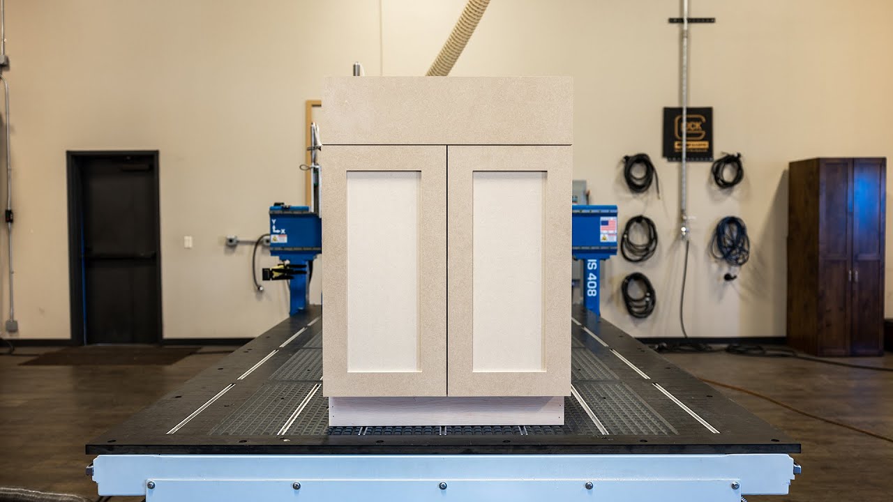ShopSabre CNC — Сотрудник месяца — Безрамный базовый шкаф