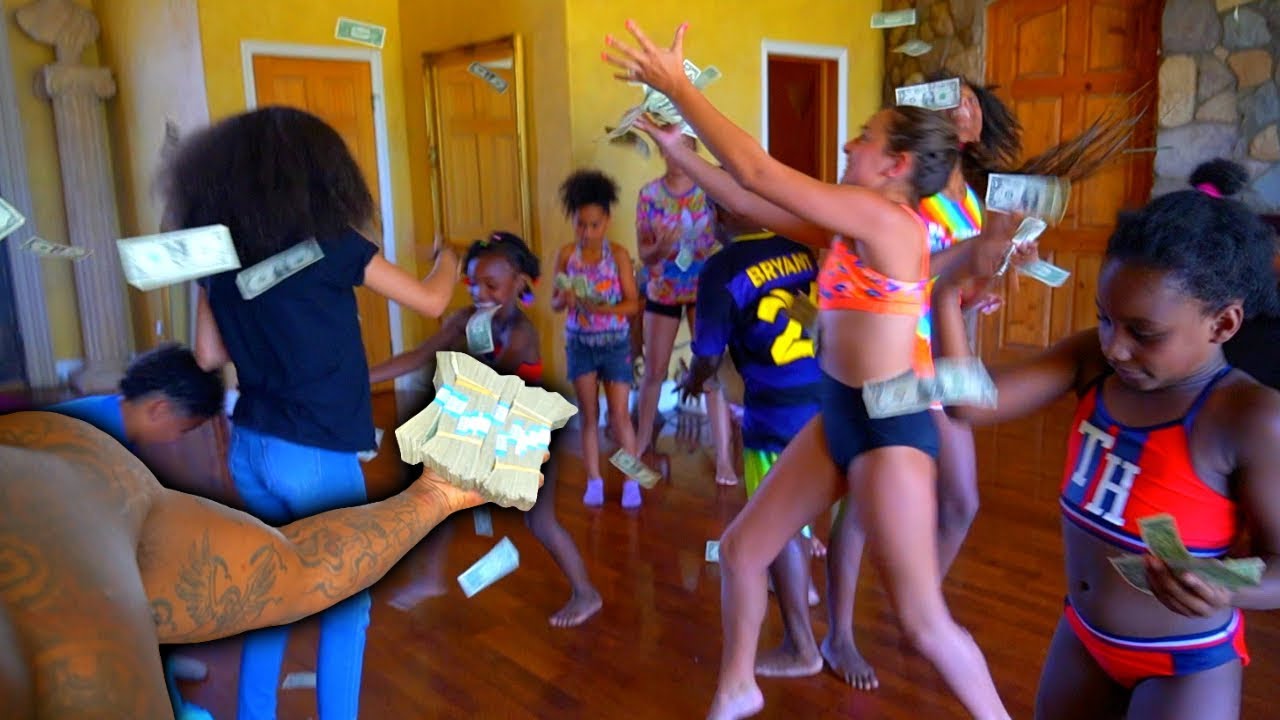 CJ SO COOL SONG MUSICAL CHAIRS FOR $1000