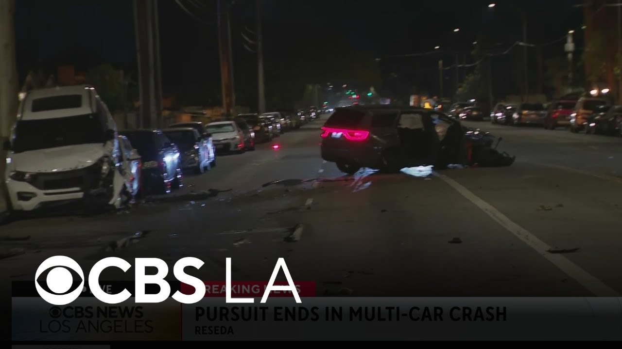 Police pursuit ends in multi-car crash in San Fernando Valley