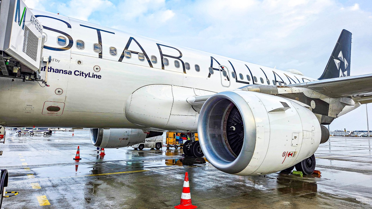TRIP REPORT | Belgrade to Munich | Lufthansa Airbus A319 | Lounge Review  + Dual View TAKEOFF
