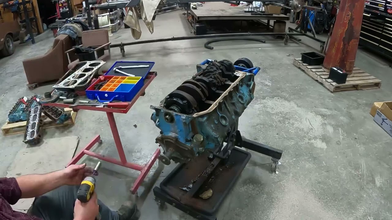 389 Pontiac round 2.  Let's try this again.