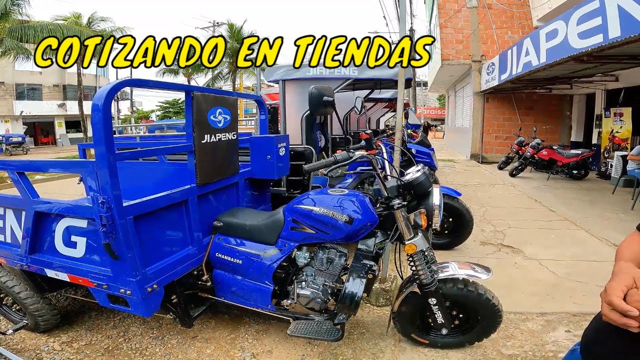 Visitando tiendas de Moto Cargueros en PUERTO MALDONADO, Perú.