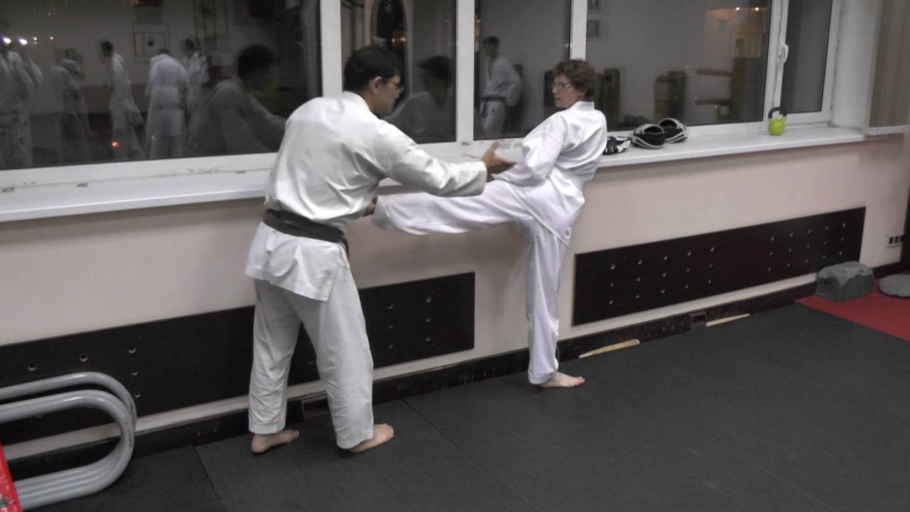 Маваши гери для начинающих｜ Уэда Масару