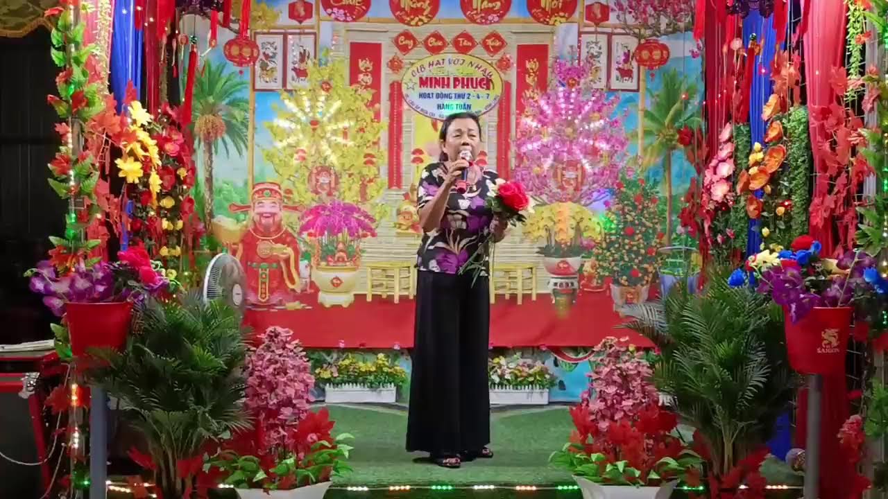 Phát trực tiếp của CLB HÁT VỚI NHAU MINH PHỤC, hoặc động vào ngày thứ 4 và thứ 7 hàng tuần,
