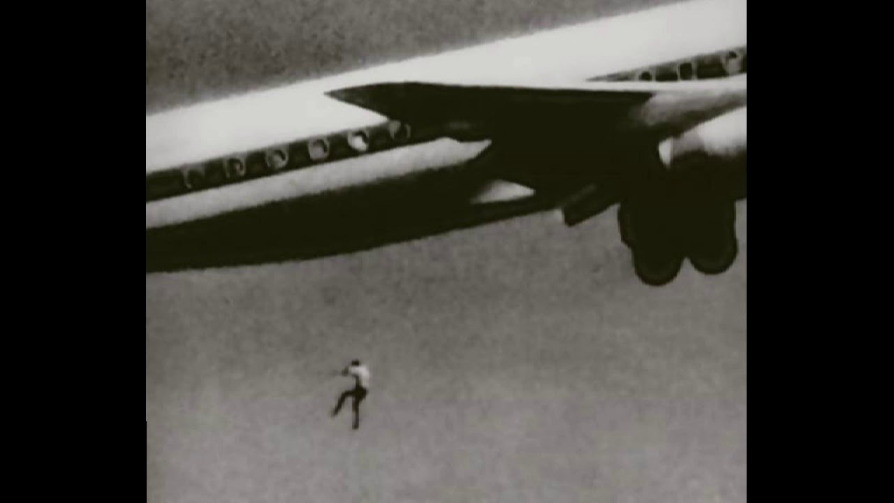 𝐍𝐚𝐭𝐮𝐫𝐚𝐥 𝐌𝐢𝐥𝐤 𝐇𝐨𝐭𝐞𝐥 - 𝐈𝐧 𝐭𝐡𝐞 𝐀𝐞𝐫𝐨𝐩𝐥𝐚𝐧𝐞 𝐎𝐯𝐞𝐫 𝐭𝐡𝐞 𝐒𝐞𝐚 (𝐒𝐥𝐨𝐰𝐞𝐝 + 𝐑𝐞𝐯𝐞𝐫𝐛)