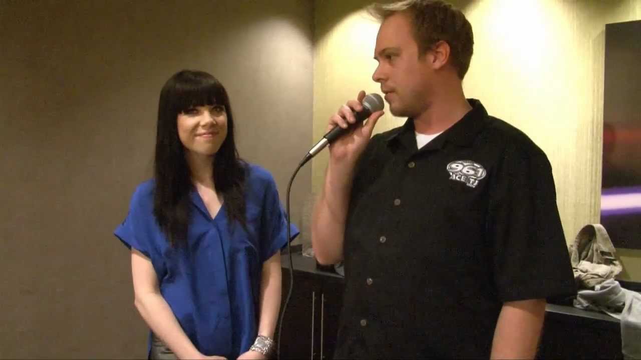 Carly Rae Jepsen talks to Reid from Channel 96-1