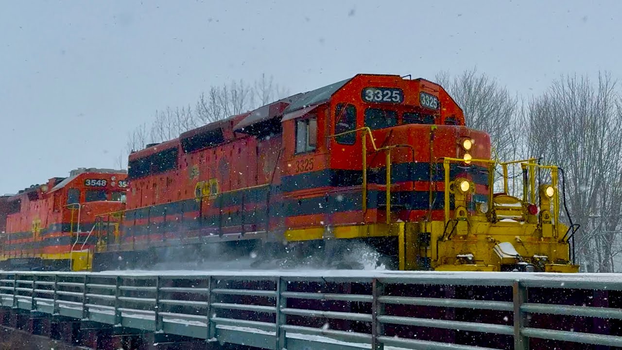 QGRY 324 3325E at Louiseville, QC - 2026-02-25