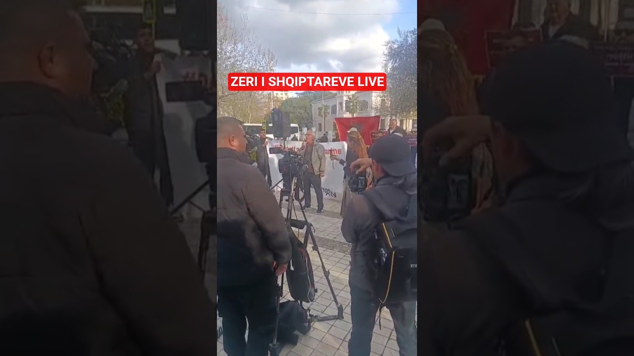 protesta e shqiptareve te grabitur live nga parlamenti..pamjet Brerore#lajmifundit #protest