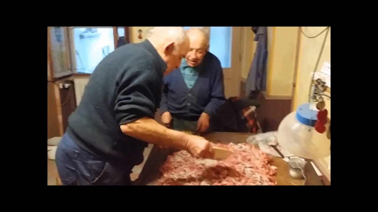 Préparation des saucissons