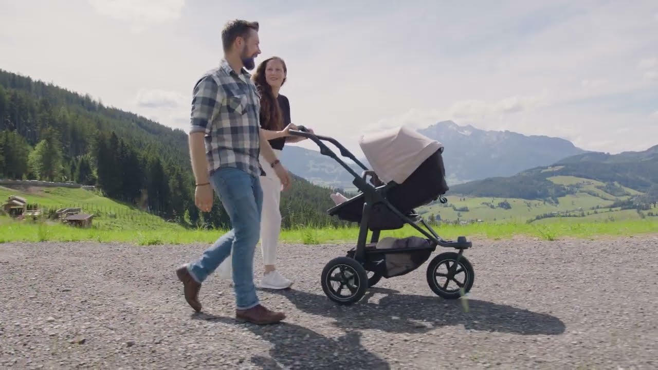 tfk mono2 Kombikinderwagen beim Wandern