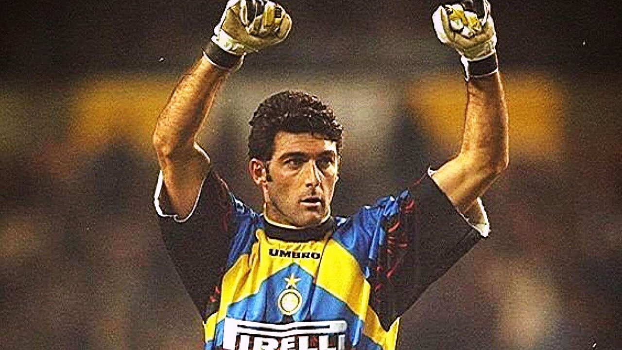 Gianluca Pagliuca • Incredible Saves