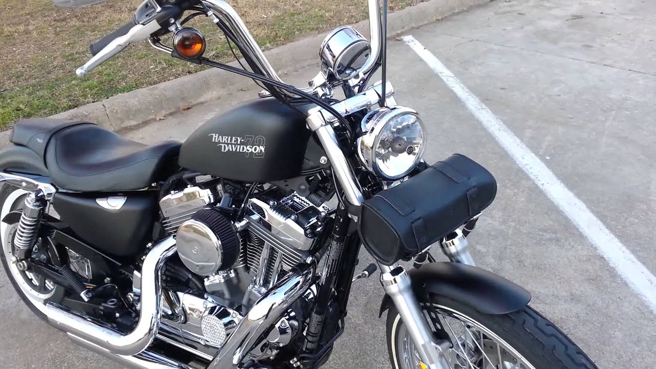 2014 Harley sportster 72 Vance & Hines Short Shots