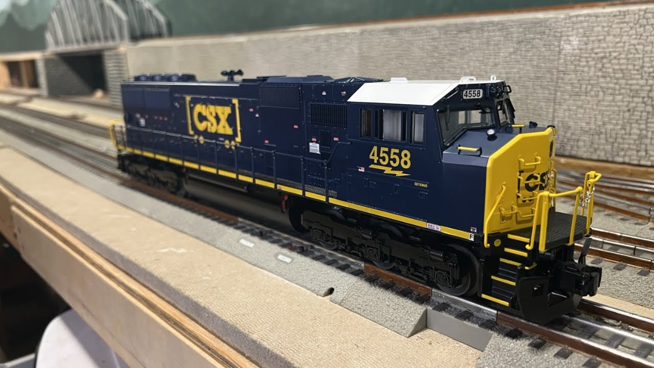 O Scale Lionel CSX SD 70MAC Super Bass
