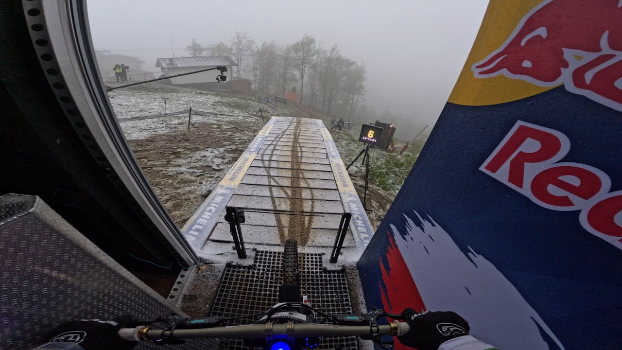 SnowDownhill in Poland | WC 1 Szczyrk | GoPro Run