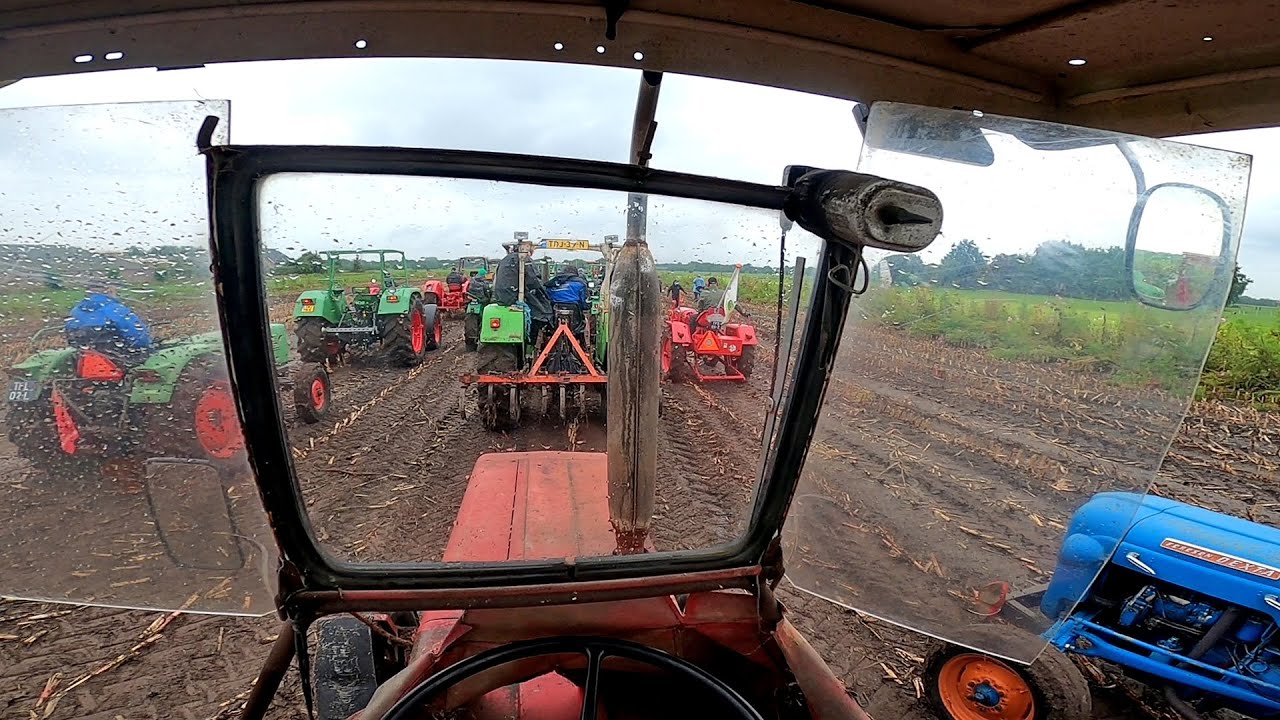 Cabview | Case IH 533 | Oldtimers tourtocht door mais land