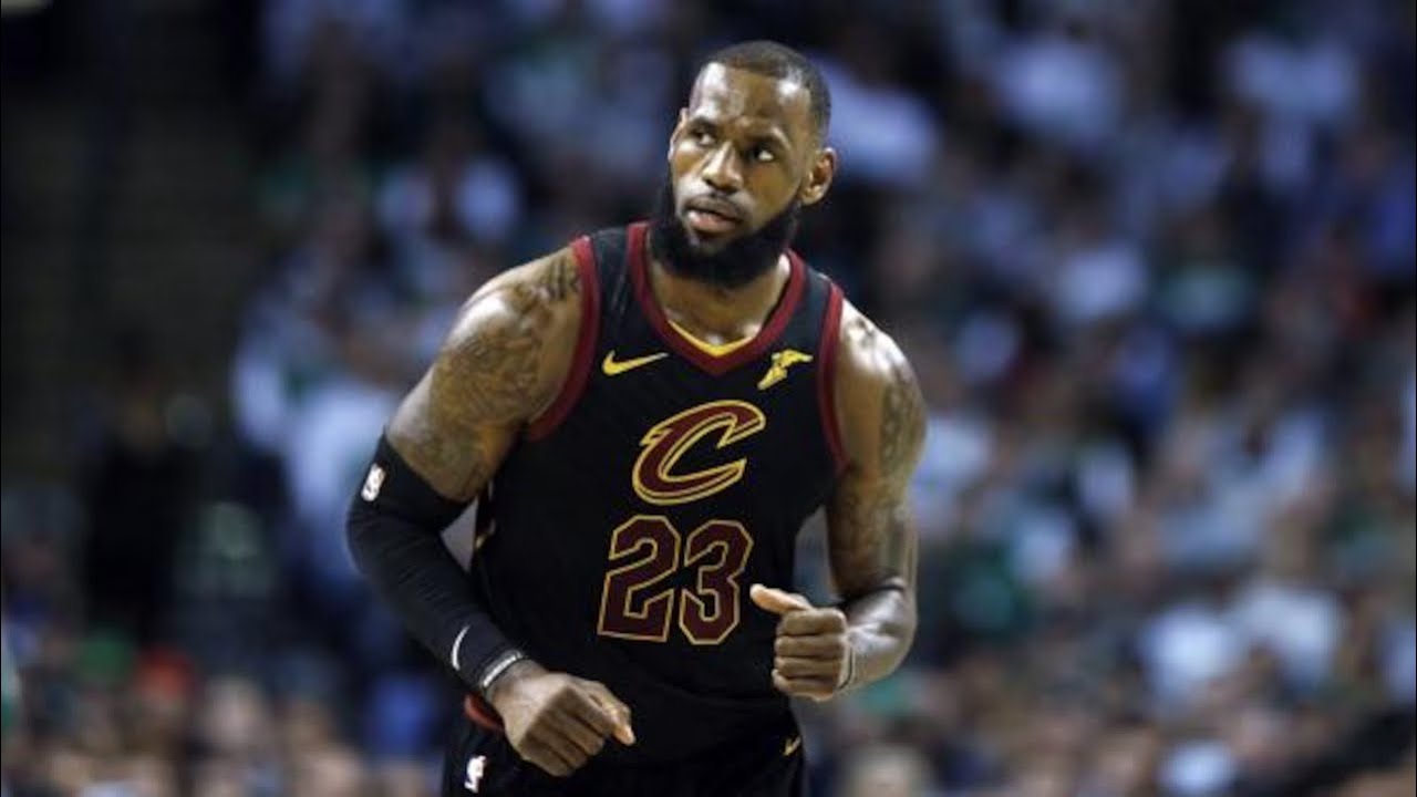 When 2018 LeBron Shows Up To The REC. 