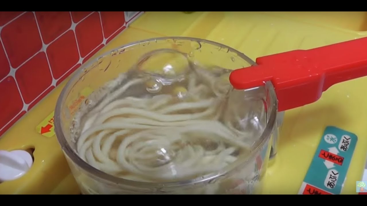 Cold noodle making in Licca-chan kitchen リカちゃんキッチンで冷やし中華づくり♥