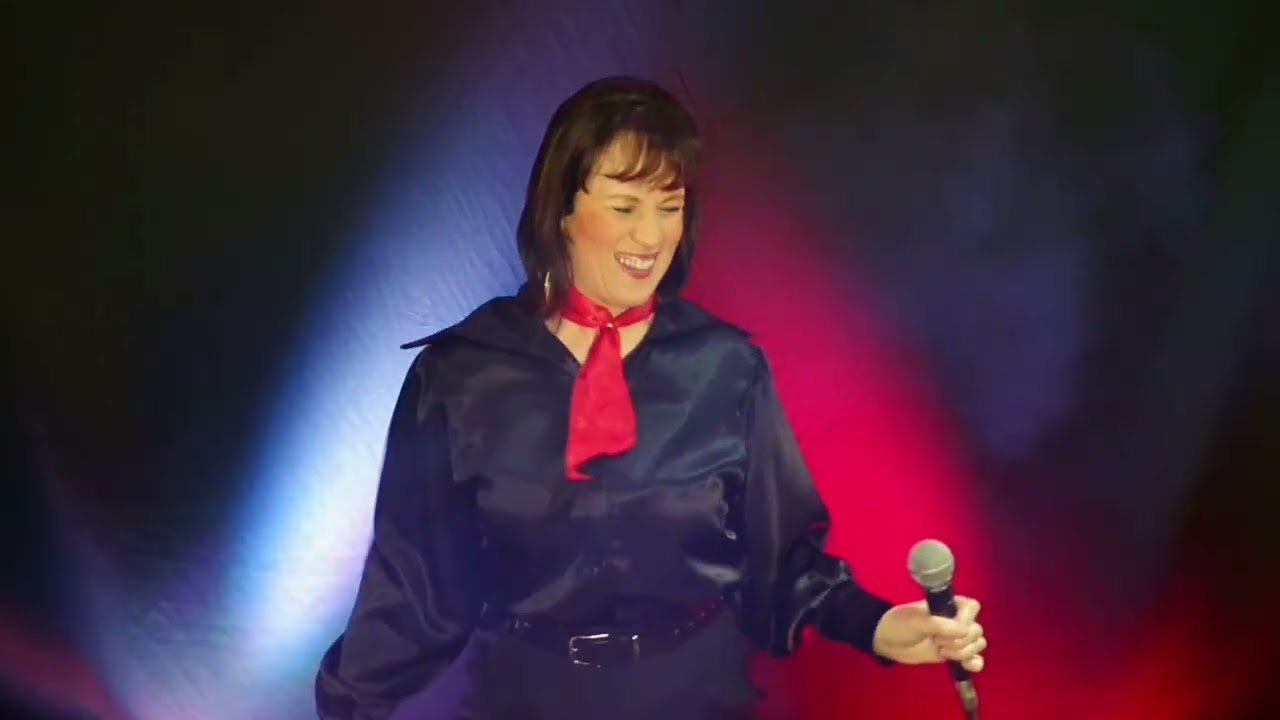 Monique Cassells - Proud Mary (Elvis Presley Tribute)