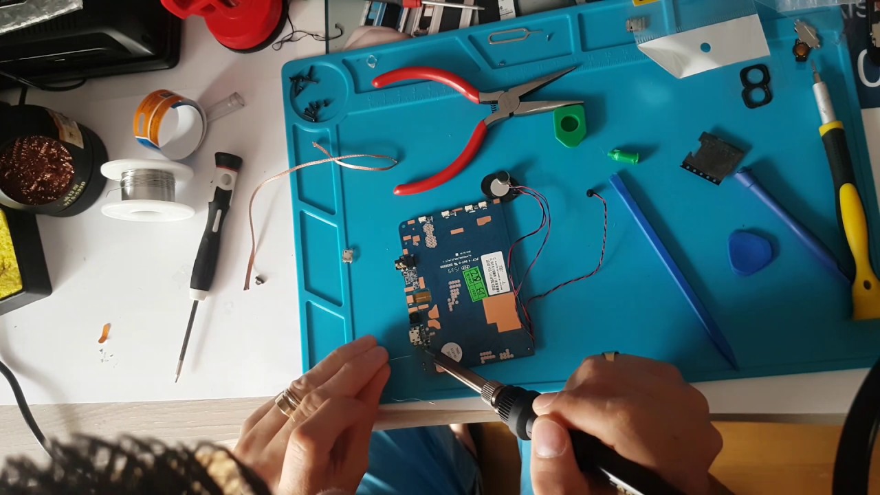 Soudure connecteur de charge tablette Archos , Asus