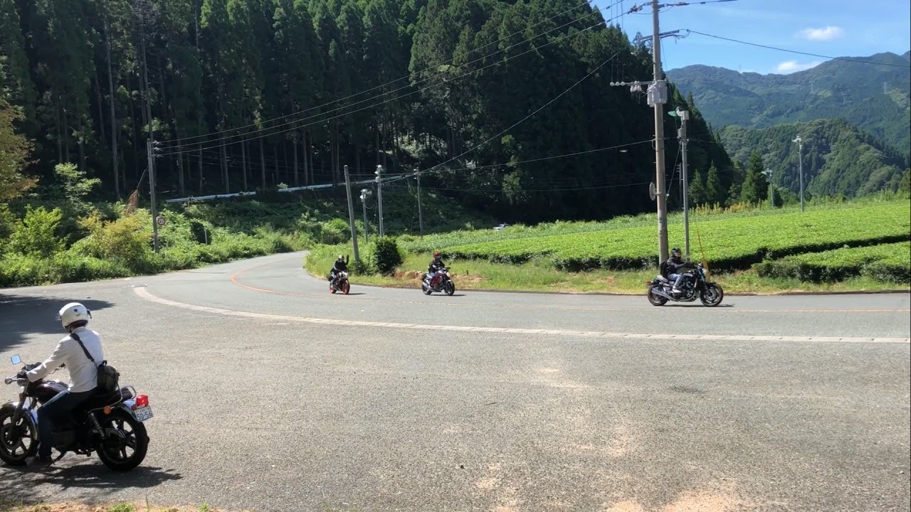 君はオートバイに乗っているか　SR400