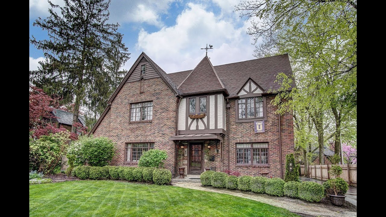 43 W MONTERAY ROAD OAKWOOD OH 45419