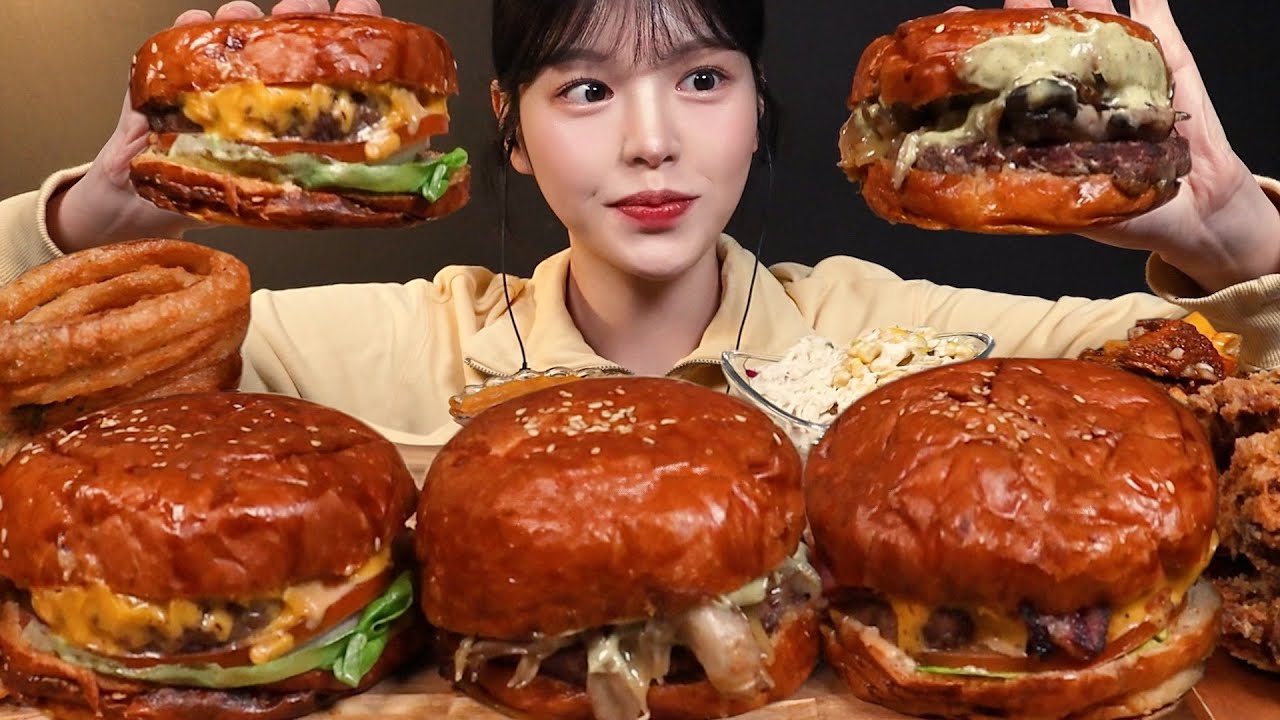 SUB)육즙팡팡 햄버거 먹방! 꾸덕한 치즈소스 푹푹 찍어먹기 어니언링 버섯튀김까지 수제버거 꿀조합 리얼사운드 Burgers Mukbang Asmr