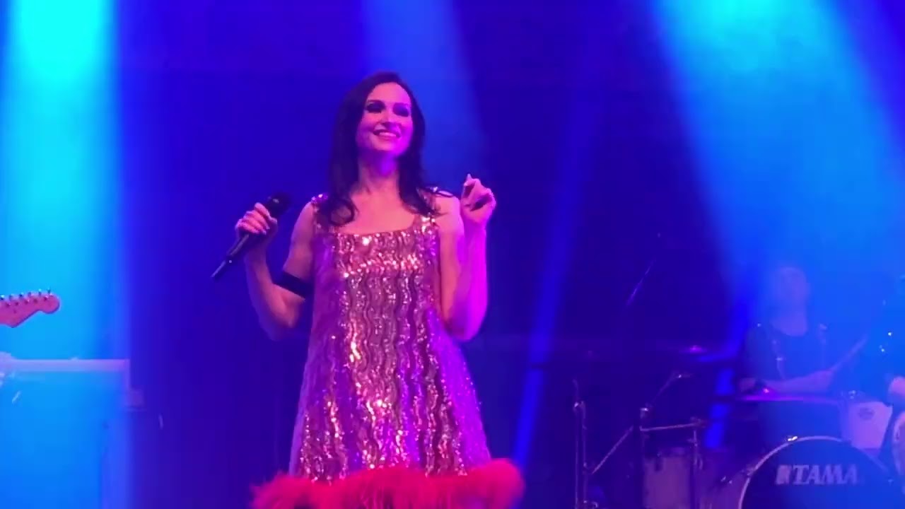 Sophie Ellis-Bextor - Bittersweet(Kitchen disco tour live in Paris)(28/02/2023)
